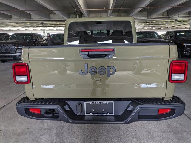 new 2025 Jeep Gladiator car, priced at $38,068