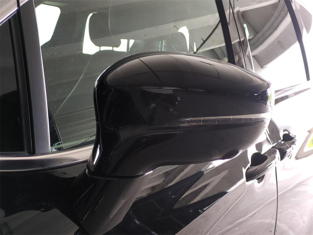 new 2025 Chrysler Pacifica Hybrid car, priced at $38,676