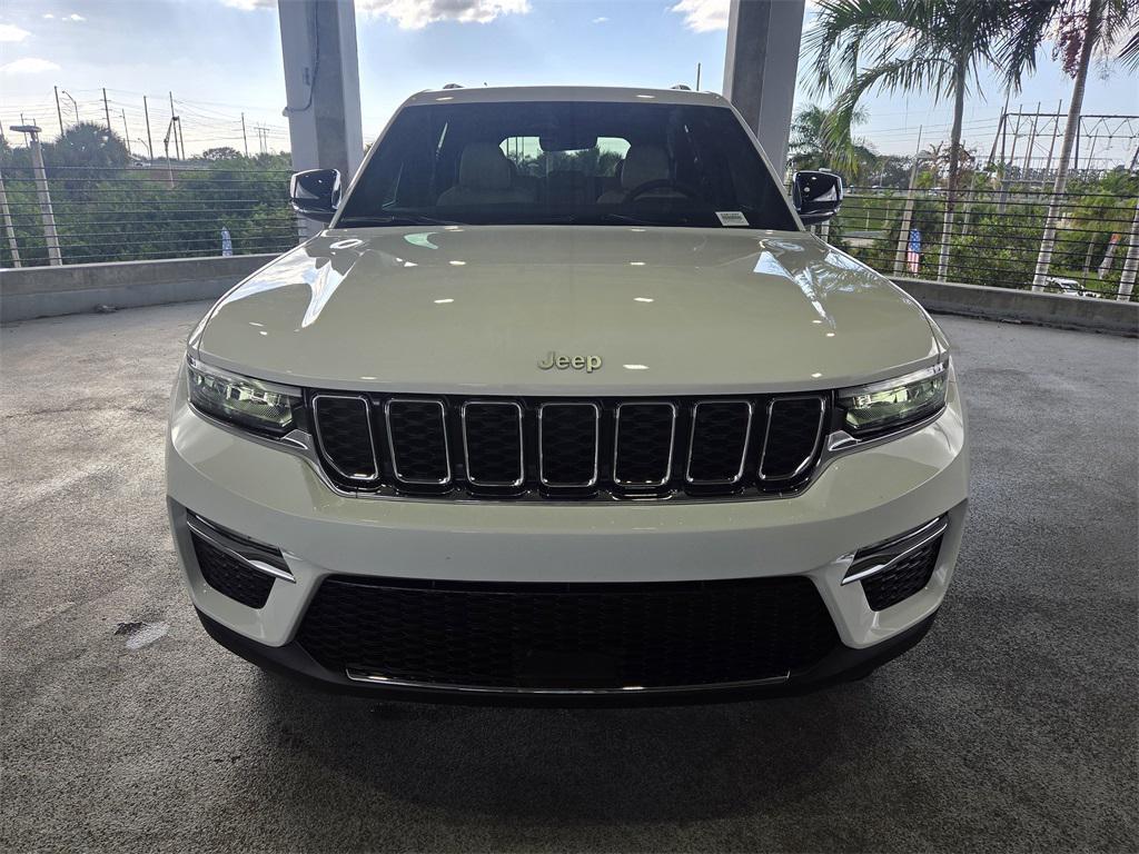 new 2025 Jeep Grand Cherokee car, priced at $38,856
