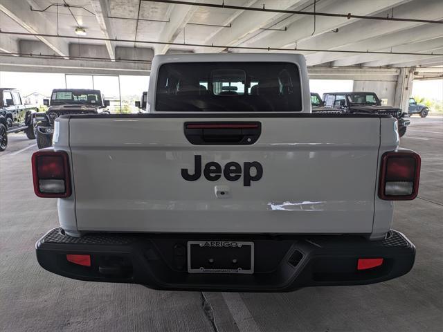 new 2025 Jeep Gladiator car, priced at $37,550