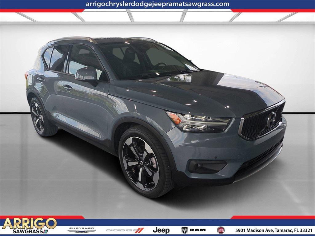 used 2021 Volvo XC40 car, priced at $17,459