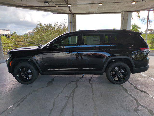 new 2025 Jeep Grand Cherokee L car