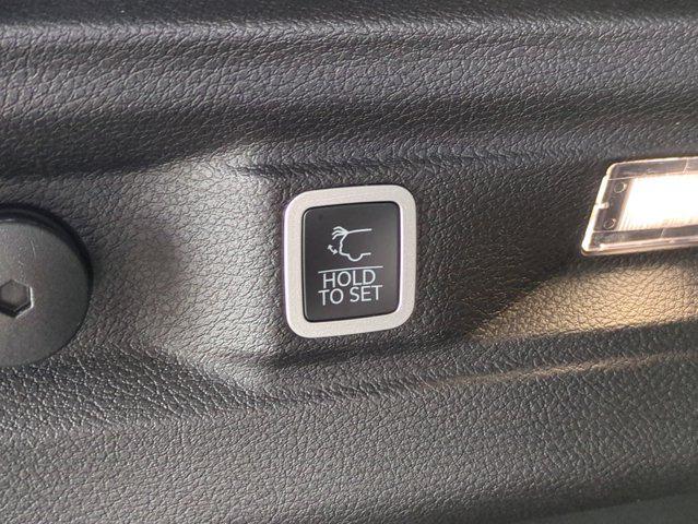 new 2025 Jeep Grand Cherokee L car