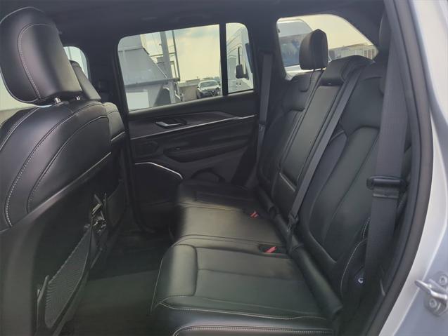 used 2022 Jeep Grand Cherokee car, priced at $39,998