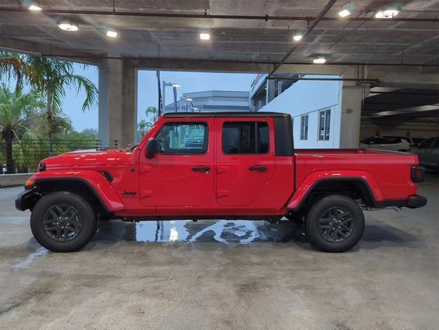 new 2024 Jeep Gladiator car, priced at $36,783