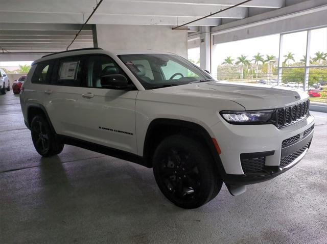 new 2025 Jeep Grand Cherokee L car, priced at $42,268