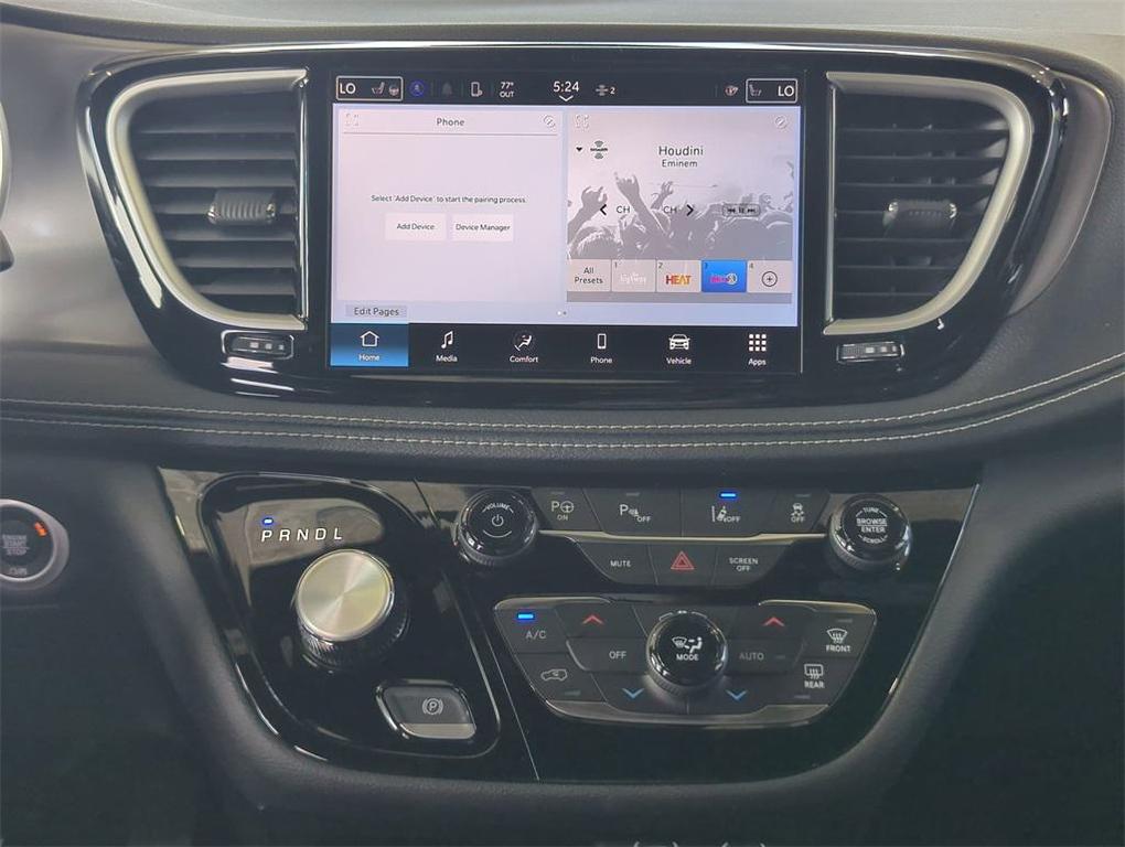 new 2025 Chrysler Pacifica Hybrid car, priced at $38,676