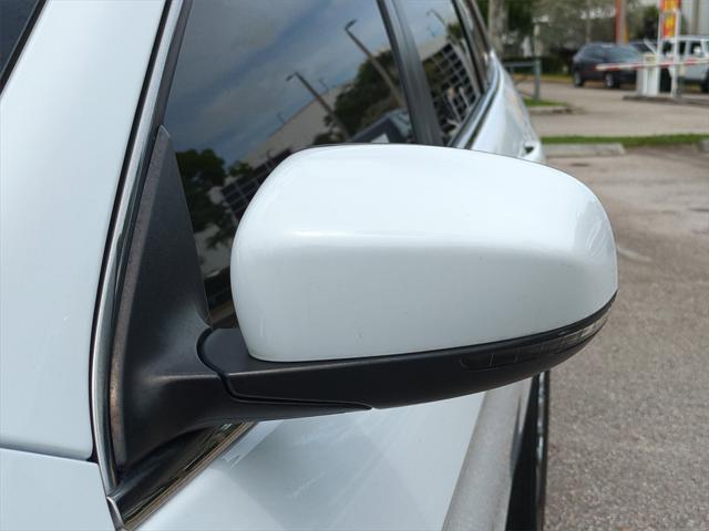 used 2021 Jeep Cherokee car, priced at $21,371