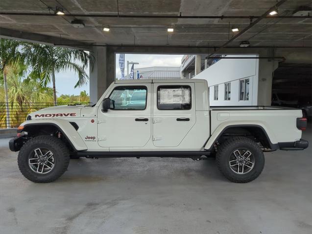 new 2024 Jeep Gladiator car, priced at $55,640