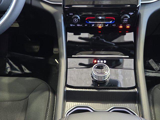 new 2025 Jeep Grand Cherokee L car