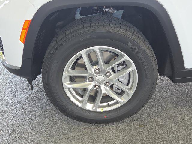 new 2025 Jeep Grand Cherokee L car