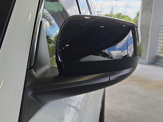 new 2025 Jeep Grand Cherokee L car