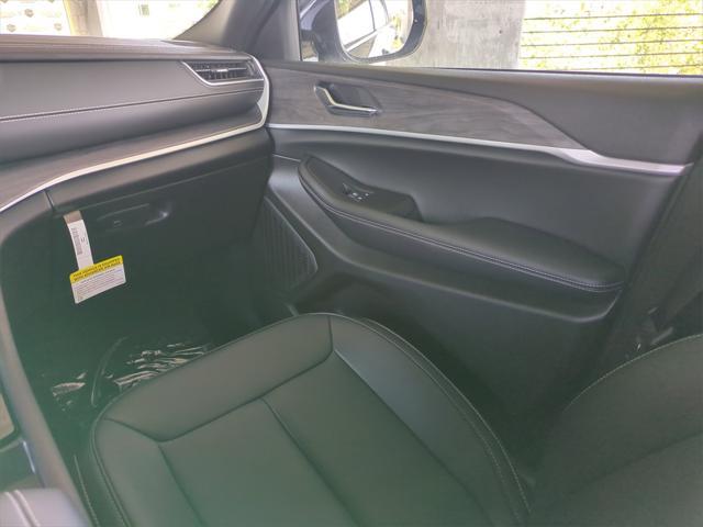 new 2025 Jeep Grand Cherokee car, priced at $36,313