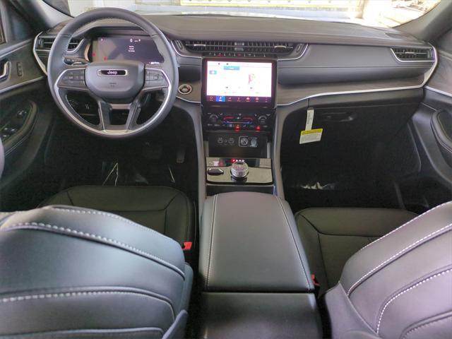 new 2025 Jeep Grand Cherokee car, priced at $41,581