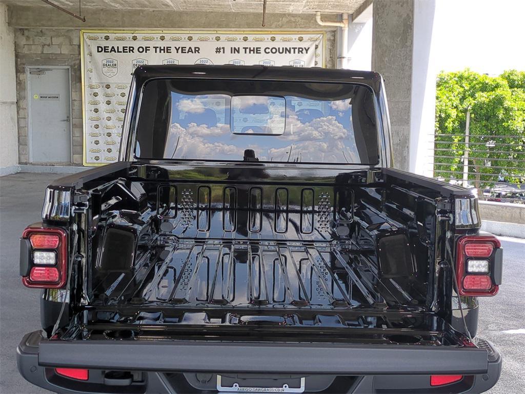 new 2025 Jeep Gladiator car, priced at $47,200