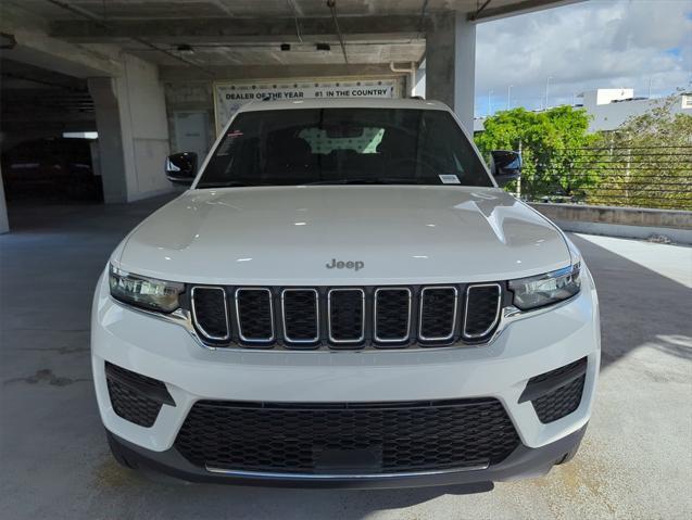 new 2025 Jeep Grand Cherokee car, priced at $37,972