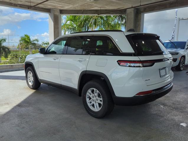 new 2025 Jeep Grand Cherokee car, priced at $37,972