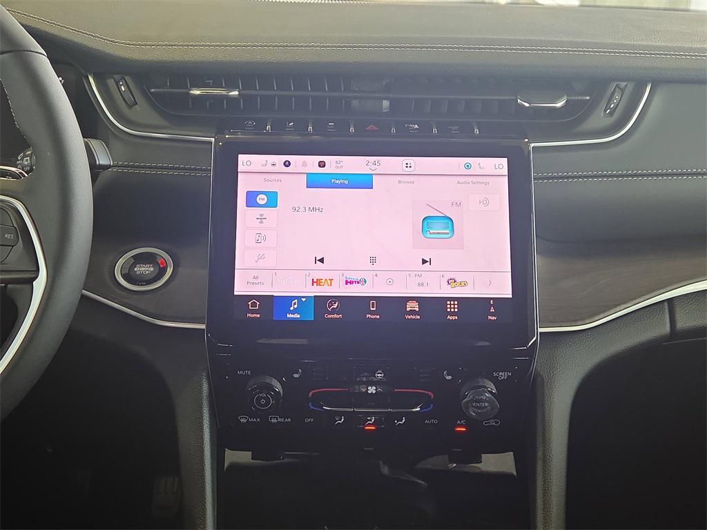 new 2025 Jeep Grand Cherokee car, priced at $36,609