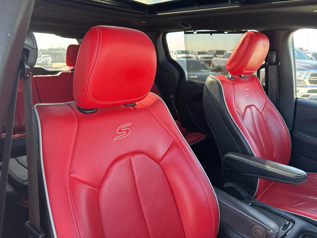 used 2020 Chrysler Pacifica car, priced at $22,068