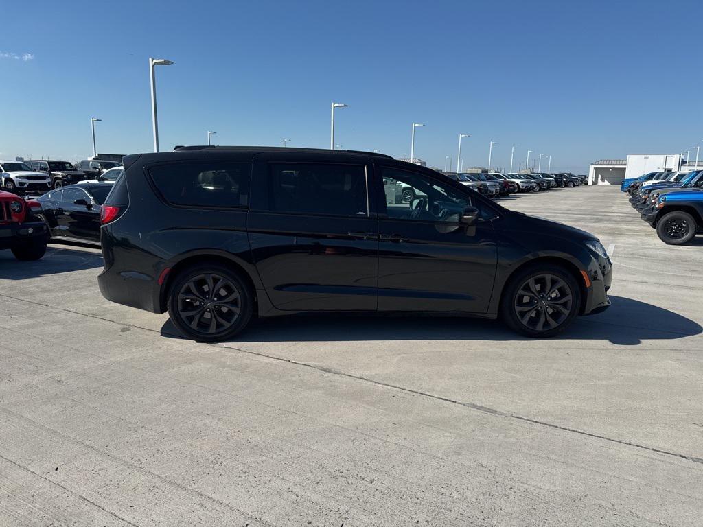used 2020 Chrysler Pacifica car, priced at $22,068