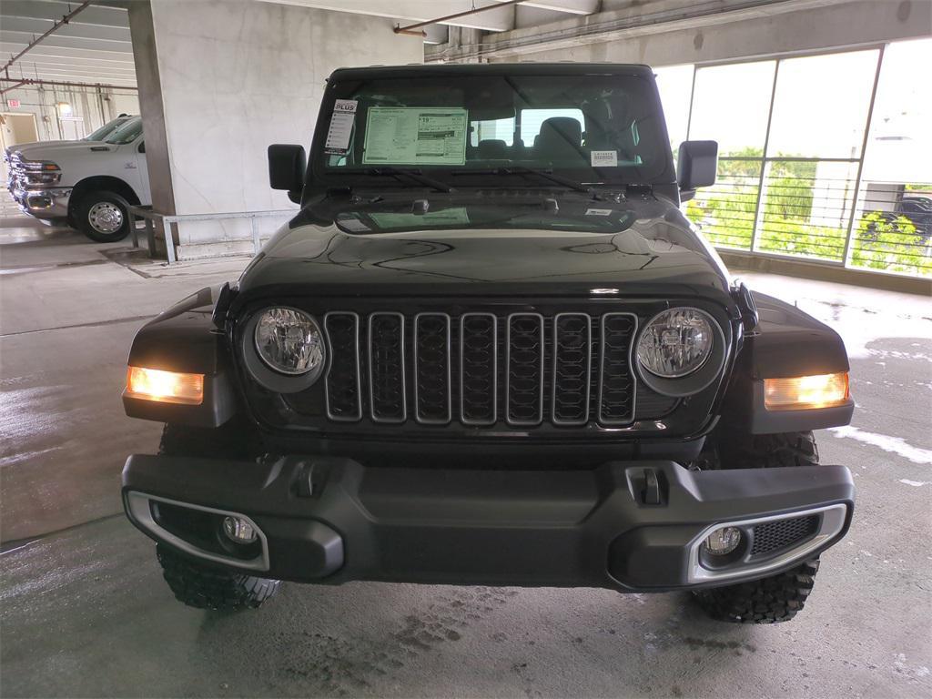 new 2025 Jeep Gladiator car, priced at $47,200