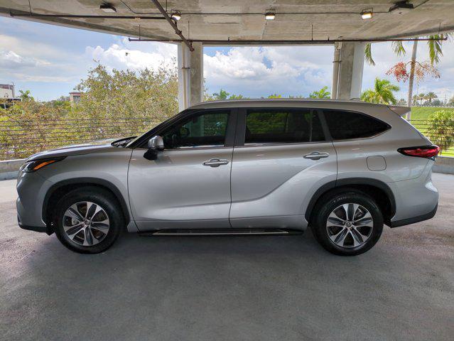 used 2023 Toyota Highlander car, priced at $29,887