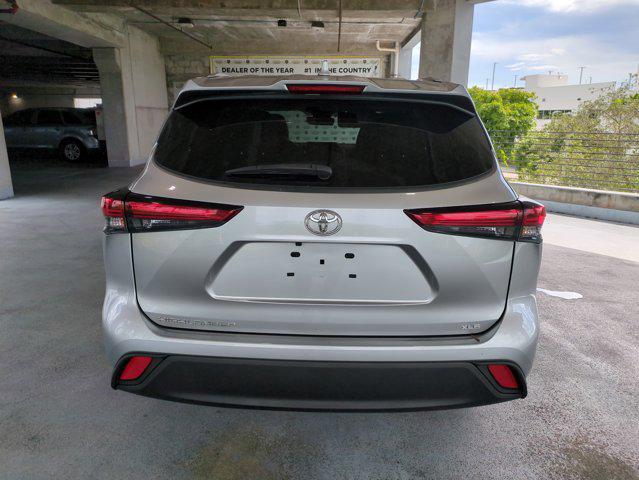 used 2023 Toyota Highlander car, priced at $29,887