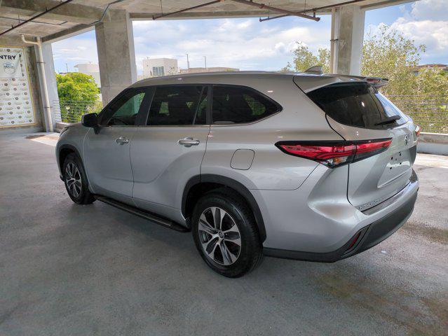 used 2023 Toyota Highlander car, priced at $29,887