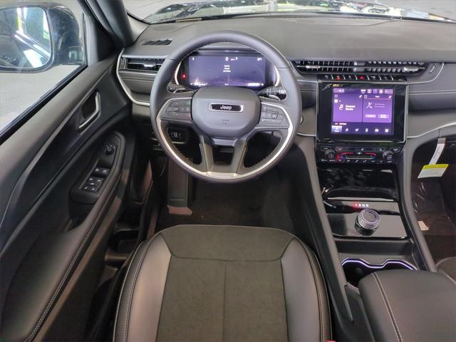 new 2025 Jeep Grand Cherokee car, priced at $35,161