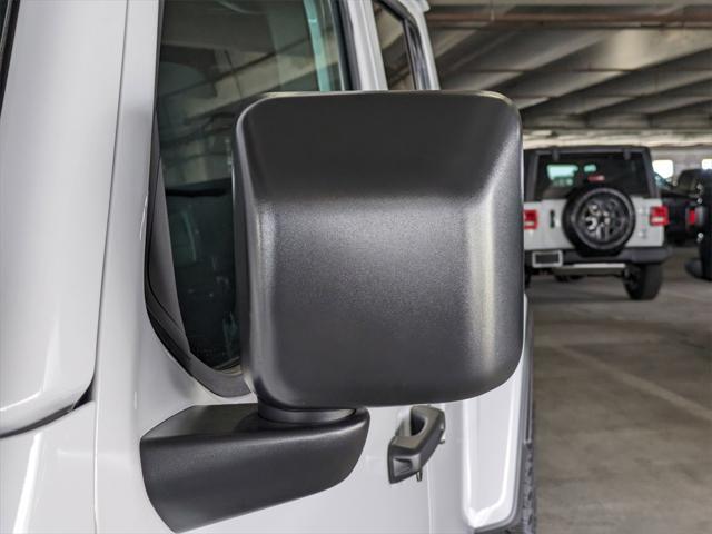 new 2025 Jeep Gladiator car, priced at $37,550