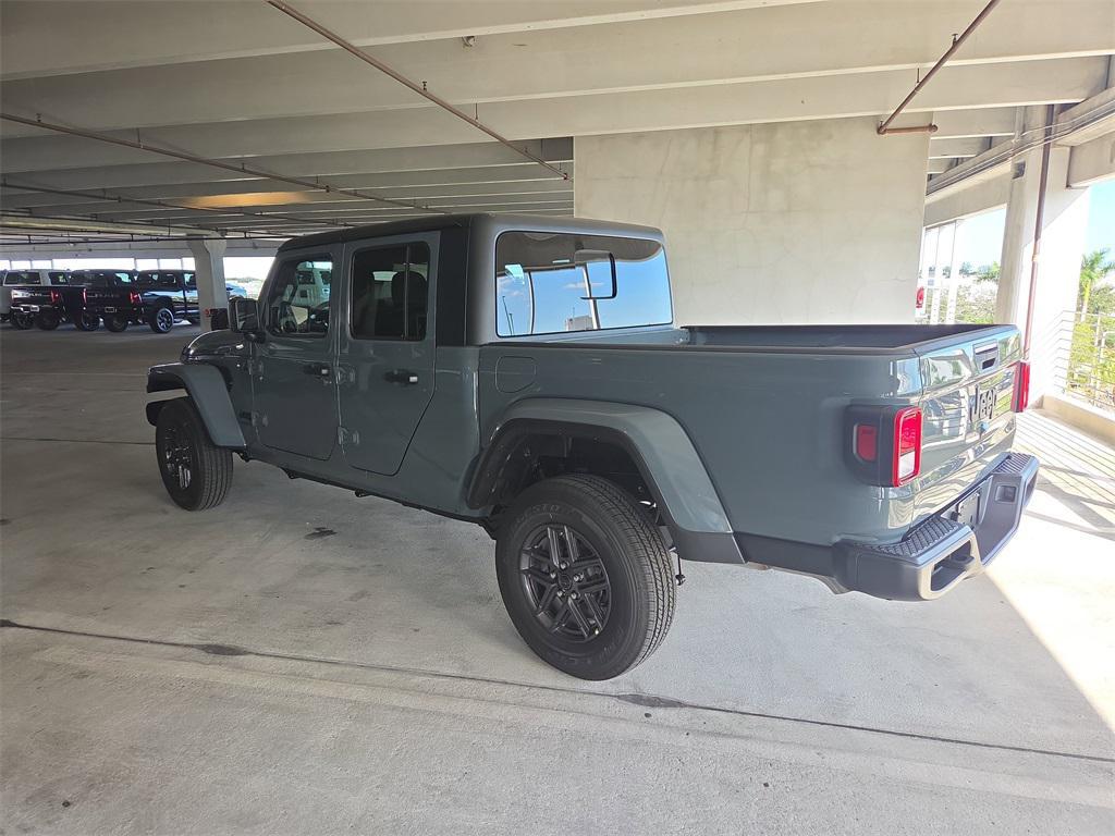 new 2025 Jeep Gladiator car, priced at $39,545