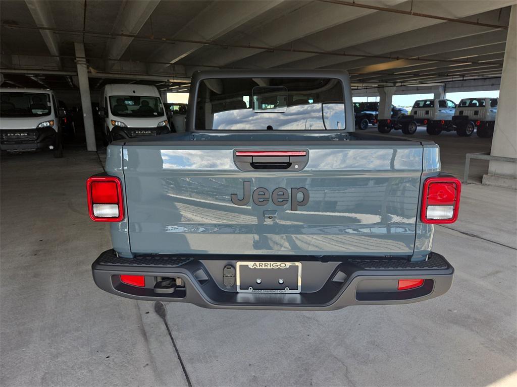 new 2025 Jeep Gladiator car, priced at $39,545