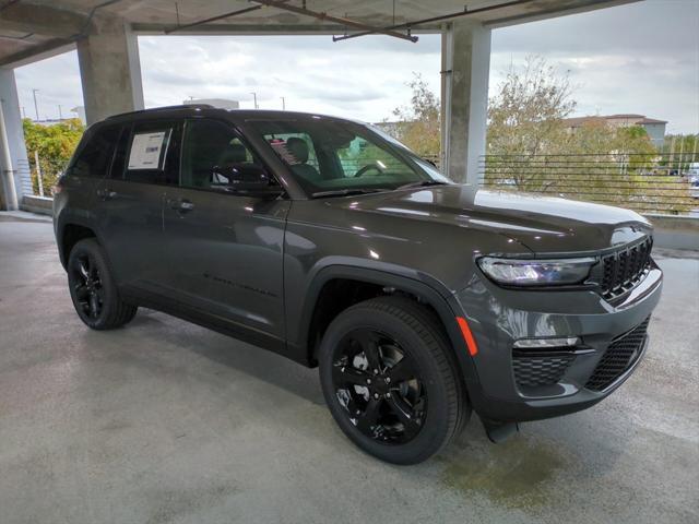 new 2025 Jeep Grand Cherokee car, priced at $40,604