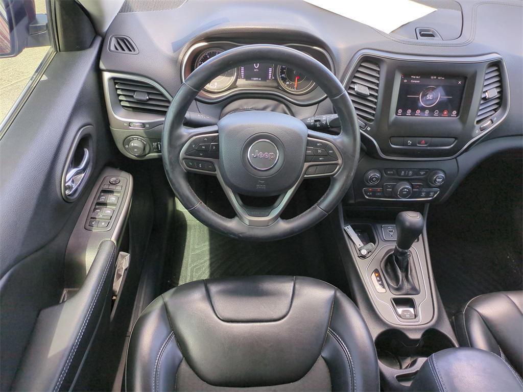 used 2020 Jeep Cherokee car, priced at $13,432