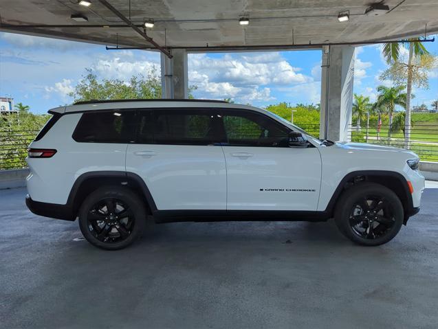 new 2024 Jeep Grand Cherokee L car, priced at $41,270