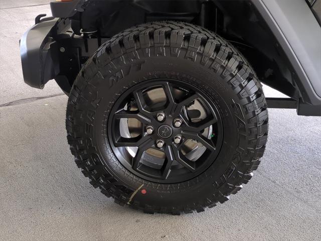 new 2025 Jeep Wrangler car, priced at $45,752