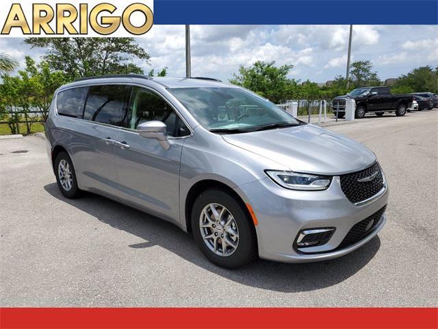 new 2021 Chrysler Pacifica car, priced at $39,980