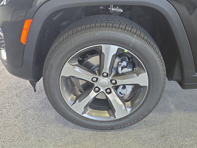 new 2025 Jeep Grand Cherokee car