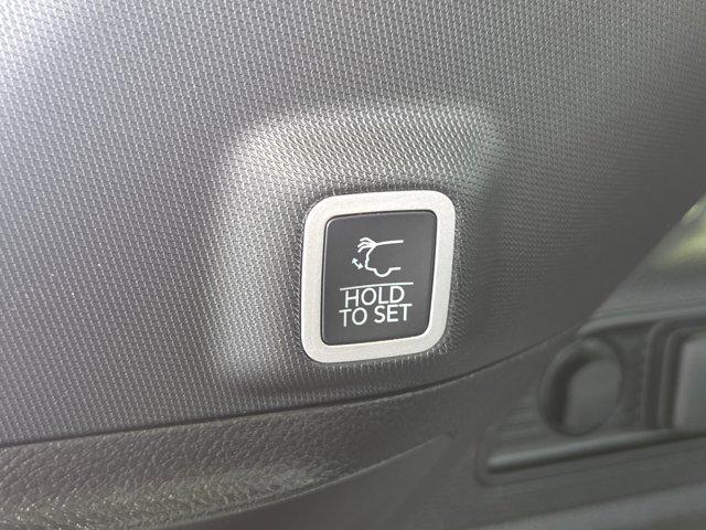 new 2025 Jeep Grand Cherokee car