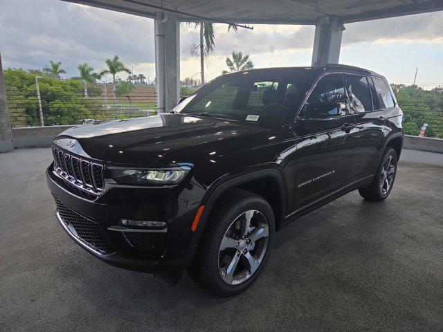 new 2025 Jeep Grand Cherokee car