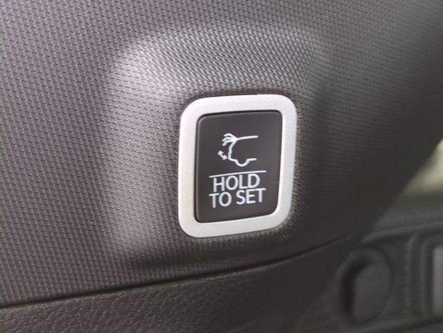 new 2025 Jeep Grand Cherokee car, priced at $39,128