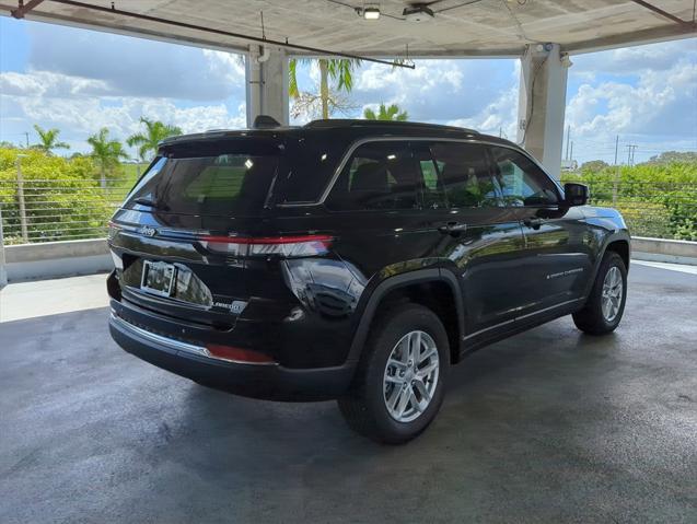 new 2025 Jeep Grand Cherokee car, priced at $40,148