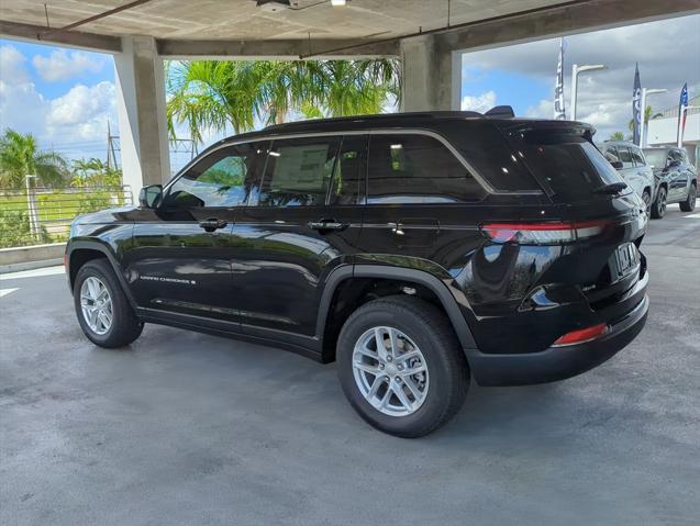 new 2025 Jeep Grand Cherokee car, priced at $40,148