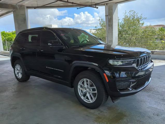 new 2025 Jeep Grand Cherokee car, priced at $40,148