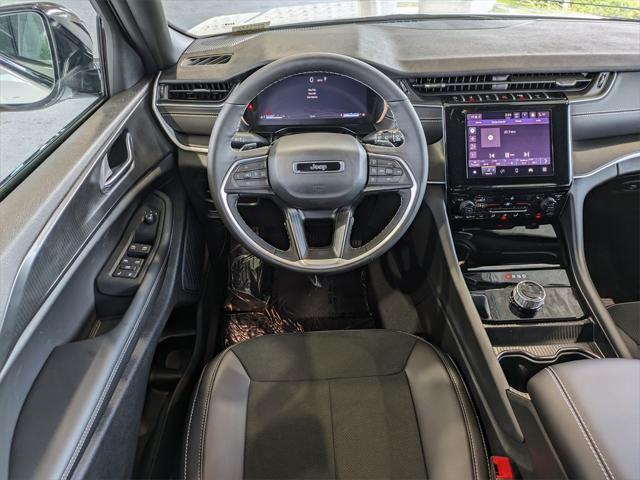 new 2025 Jeep Grand Cherokee L car, priced at $39,322