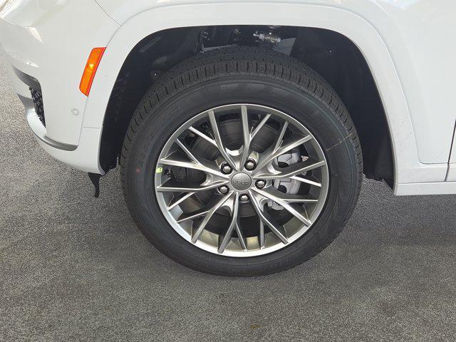 new 2025 Jeep Grand Cherokee L car, priced at $58,519