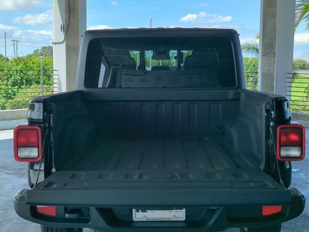 new 2024 Jeep Gladiator car, priced at $41,770