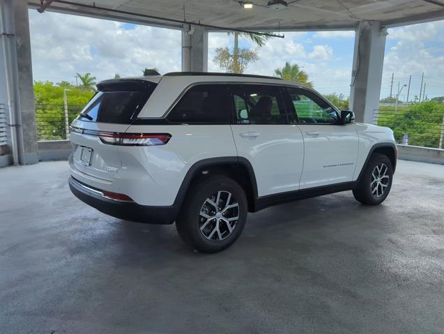 new 2024 Jeep Grand Cherokee car, priced at $36,098