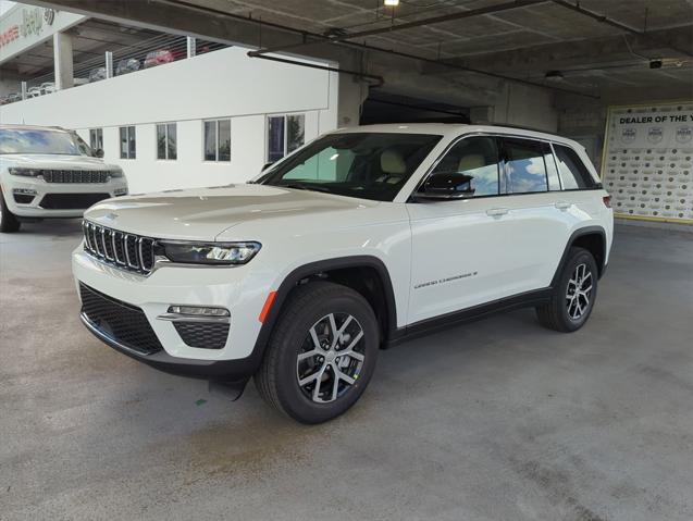 new 2024 Jeep Grand Cherokee car, priced at $36,098