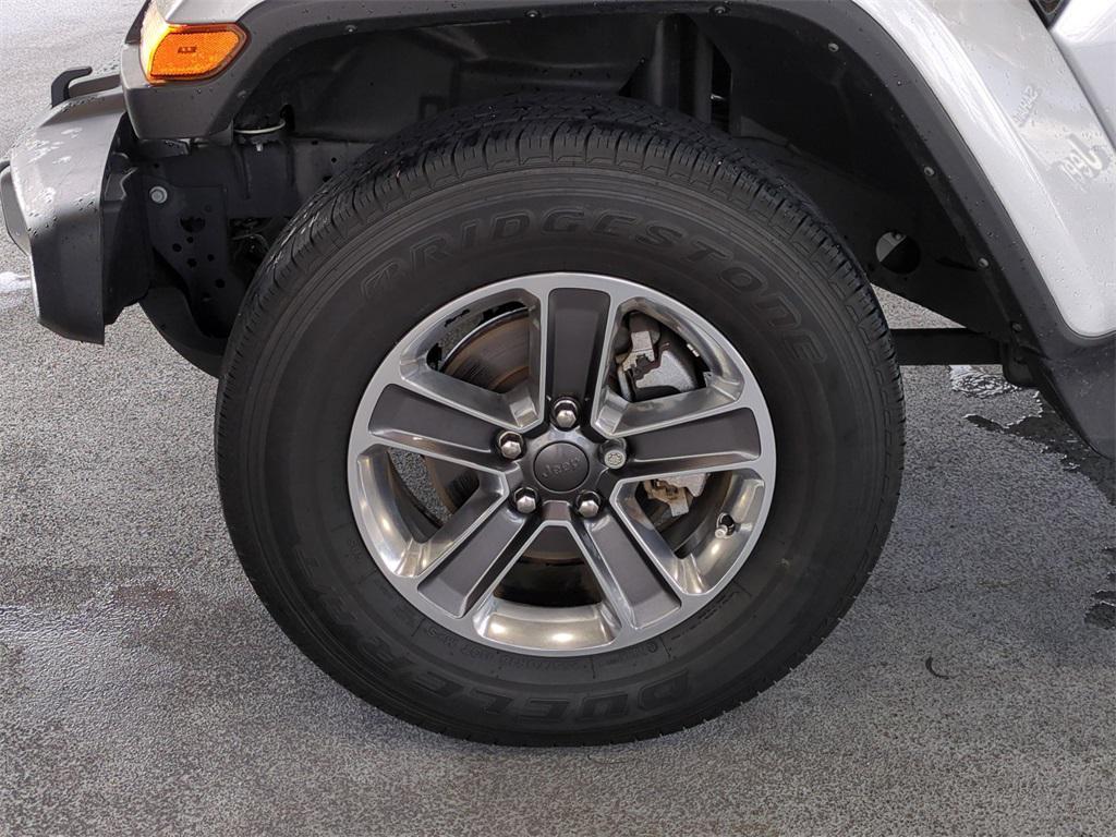 used 2022 Jeep Wrangler Unlimited car, priced at $33,120